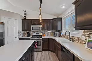 116 E 1150 N, Harrisville, UT 84404 - Photo 6