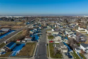 116 E 1150 N, Harrisville, UT 84404 - Photo 36