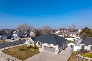 1466 W 2425 S, Syracuse, UT 84075 - Photo 8