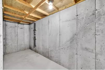 2080 E Colette St, Lake Point, UT 84074 - Photo 30