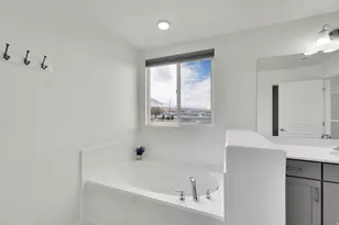 2080 E Colette St, Lake Point, UT 84074 - Photo 20