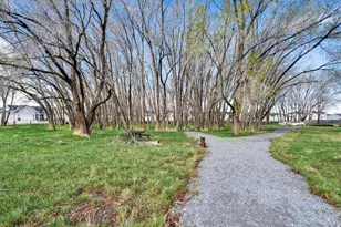 2080 E Colette St, Lake Point, UT 84074 - Photo 32