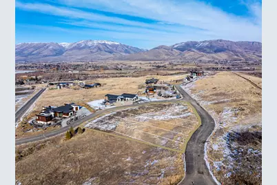 7545 E Dogwood Dr #26, Huntsville, UT 84317 - Photo 6