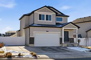 1258 E Sheps Ridge Rd N, Eagle Mountain, UT 84005 - Photo 2