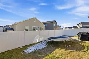 1258 E Sheps Ridge Rd N, Eagle Mountain, UT 84005 - Photo 38