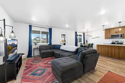 1664 W 2975 S #B, Syracuse, UT 84075 - Photo 8