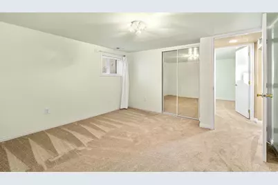 1898 S Nevada St, Salt Lake City, UT 84108 - Photo 18