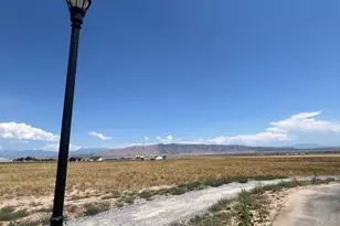 2545 N Weekley Rd, Eagle Mountain, UT 84005 - Photo 1