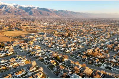 227 E 1500 N, Layton, UT 84041 - Photo 32