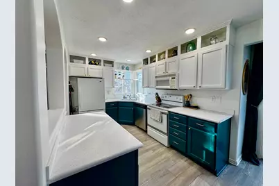 290 W 1430 N, Tooele, UT 84074 - Photo 6