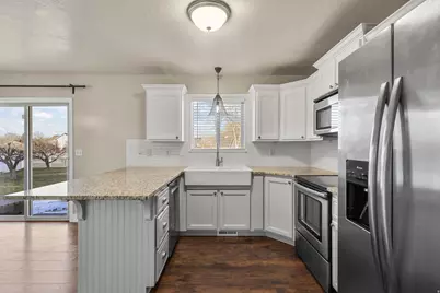 1852 E Shay Ln, South Weber, UT 84405 - Photo 6