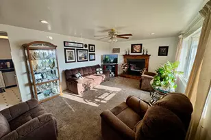 1826 W 2350 S, Syracuse, UT 84075 - Photo 2
