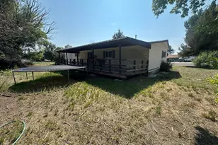 185 E Main St, Cleveland, UT 84518 - Photo 22