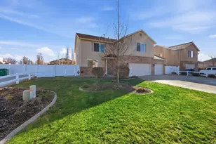 1771 W Beaumont Dr, Kaysville, UT 84037 - Photo 2