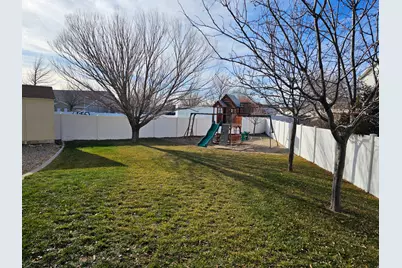 1627 S 3050 E, Spanish Fork, UT 84660 - Photo 8