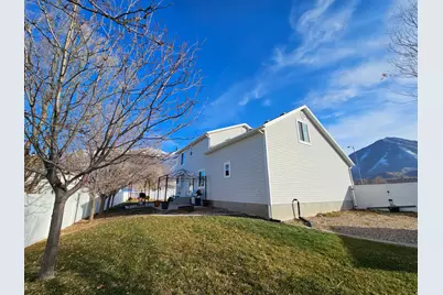 1627 S 3050 E, Spanish Fork, UT 84660 - Photo 6