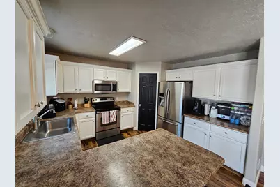 1627 S 3050 E, Spanish Fork, UT 84660 - Photo 14