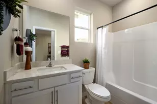 2040 E Chickadee Dr N, Eagle Mountain, UT 84005 - Photo 12