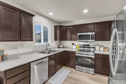 3151 W Davencourt Loop, Lehi, UT 84048 - Photo 10