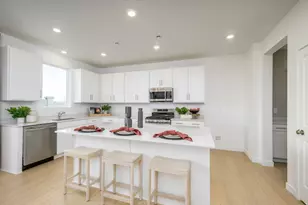 6072 W Sapphire St S, West Jordan, UT 84081 - Photo 4