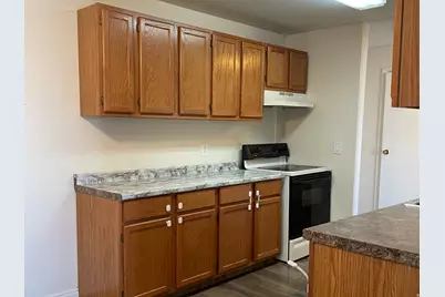 1860 W 500 N #6, Salt Lake City, UT 84116 - Photo 2