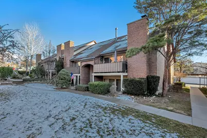 8136 S Cottonwood Cir, Sandy, UT 84094 - Photo 16