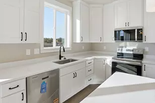 1467 S 240 W, Tremonton, UT 84337 - Photo 8