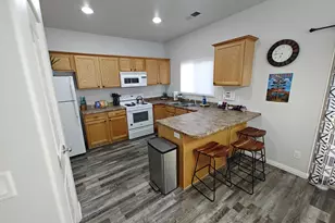 300 E 300 N, Kanab, UT 84741 - Photo 12
