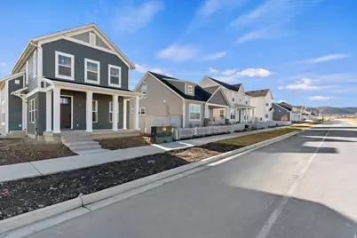 799 W Halvorsen Pkwy, Saratoga Springs, UT 84045 - Photo 1