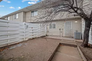 2713 S Centerbrook Dr, West Valley, UT 84119 - Photo 22