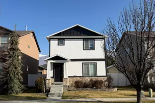 1492 Mare Dr, Farmington, UT 84025 - Photo 2