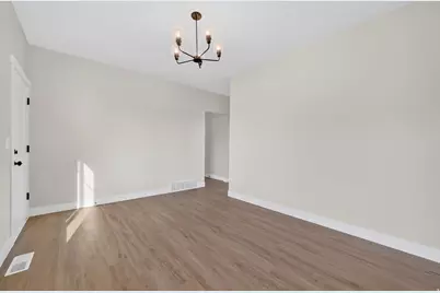 5767 S Tripp Ln W, Murray, UT 84123 - Photo 12