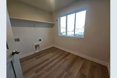 1679 S 3875 W #401, Taylor, UT 84401 - Photo 14