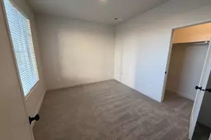 828 W Ivywell Ln, North Salt Lake, UT 84054 - Photo 8