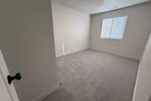 828 W Ivywell Ln, North Salt Lake, UT 84054 - Photo 18