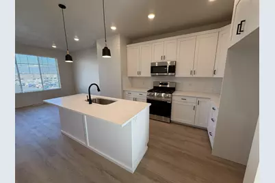 828 W Ivywell Ln #220, North Salt Lake, UT 84054 - Photo 12