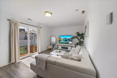 1453 W Lancelot Dr S, West Valley, UT 84119 - Photo 6