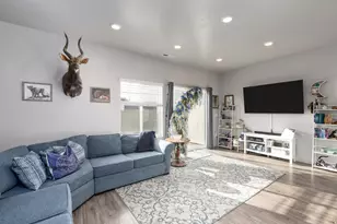 823 W 1600 S, Clearfield, UT 84015 - Photo 14