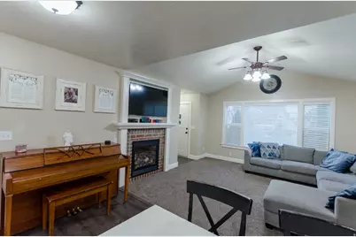 124 E Andrews Ln N, Providence, UT 84332 - Photo 4