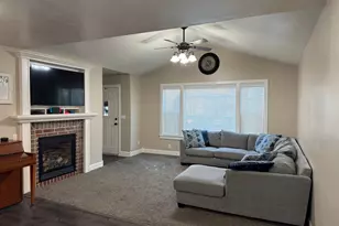 124 E Andrews Ln N, Providence, UT 84332 - Photo 2