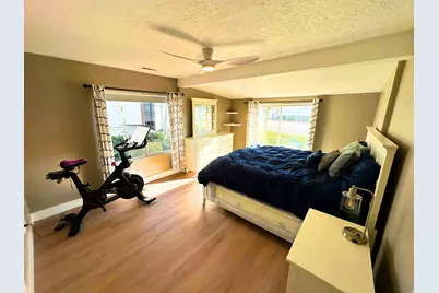 746 W 3200 S, Bountiful, UT 84010 - Photo 12