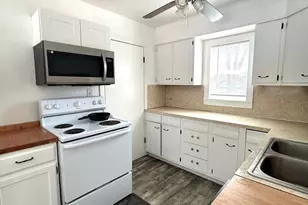 330 E 300 N, Price, UT 84501 - Photo 32