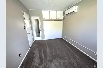 330 E 300 N, Price, UT 84501 - Photo 36