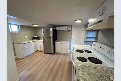 330 E 300 N, Price, UT 84501 - Photo 22