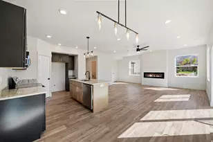 453 N 460 E, Salem, UT 84653 - Photo 6