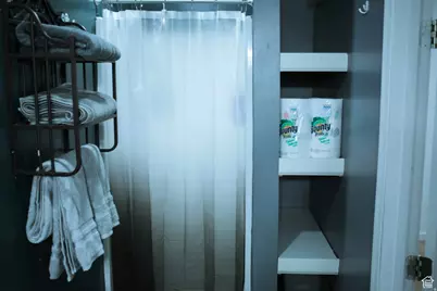 7529 S Springbrook Dr W, West Jordan, UT 84084 - Photo 28