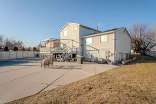7529 S Springbrook Dr W, West Jordan, UT 84084 - Photo 28
