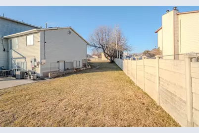 7529 S Springbrook Dr W, West Jordan, UT 84084 - Photo 38