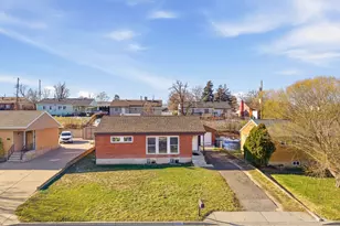 5123 S 550 W, Washington Terrace, UT 84405 - Photo 2