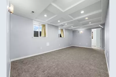 5123 S 550 W, Washington Terrace, UT 84405 - Photo 14